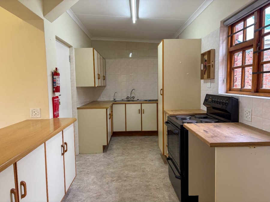 2 Bedroom Property for Sale in Stilbaai Wes Western Cape